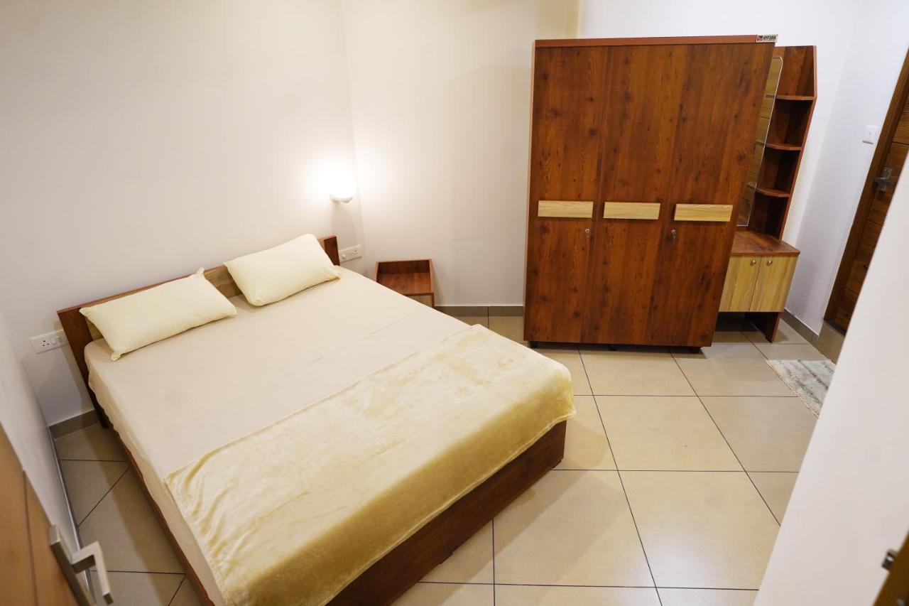 Kadampanattu'S Homestay Kochi Exteriör bild
