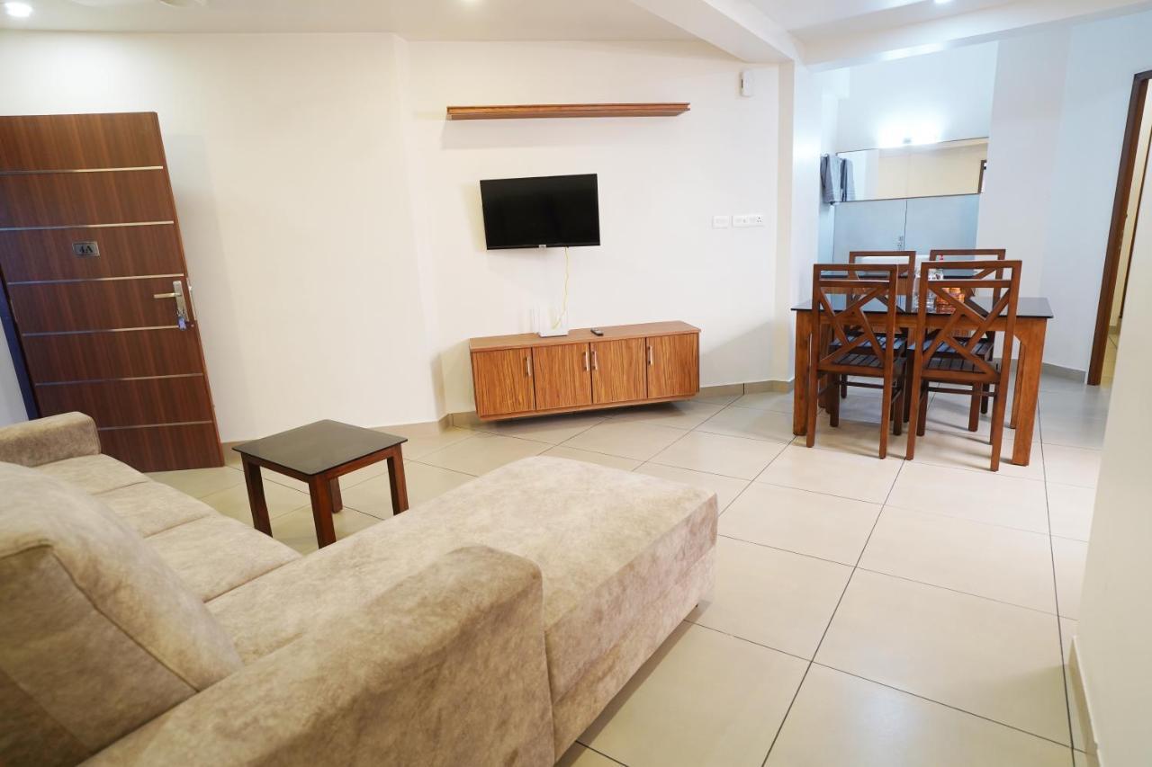 Kadampanattu'S Homestay Kochi Exteriör bild